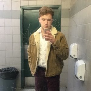 Meet your Posher, Cavanaugh